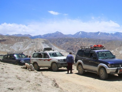 taxi for packages tour in nepal